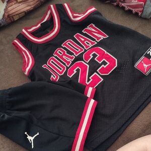 Jordan Kids Black and Red Jersey Set  SIZE XS 4T